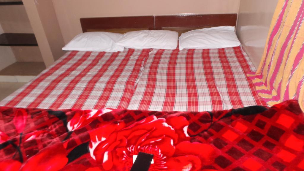 Spring Field Resort Ooty Eksteriør billede